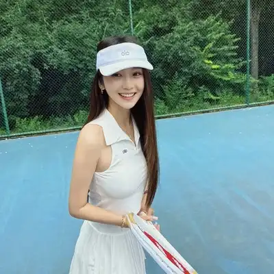 丁伟